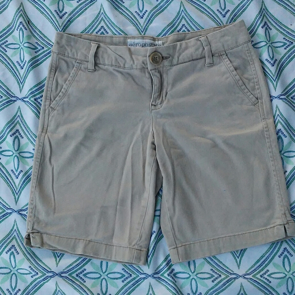 Aeropostale Bermuda Shorts khaki Stretch